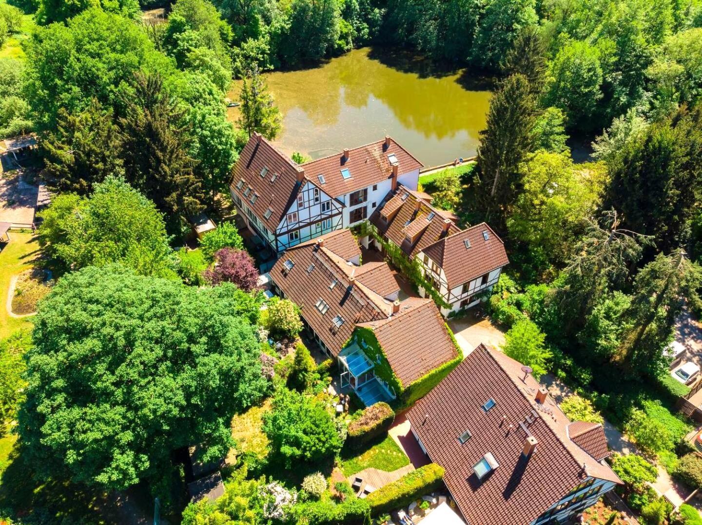 Einliegerwohnung In Einer Muehle Vor Den Toren Frankfurts, Ideal Fuer Messegaeste Oder Stop Over Apartment